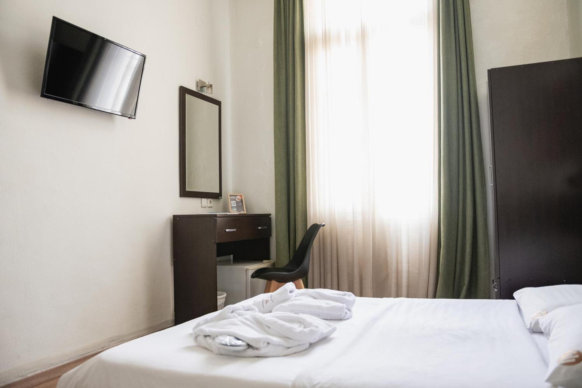 Hotel Ilisia Szaloniki Kültér fotó