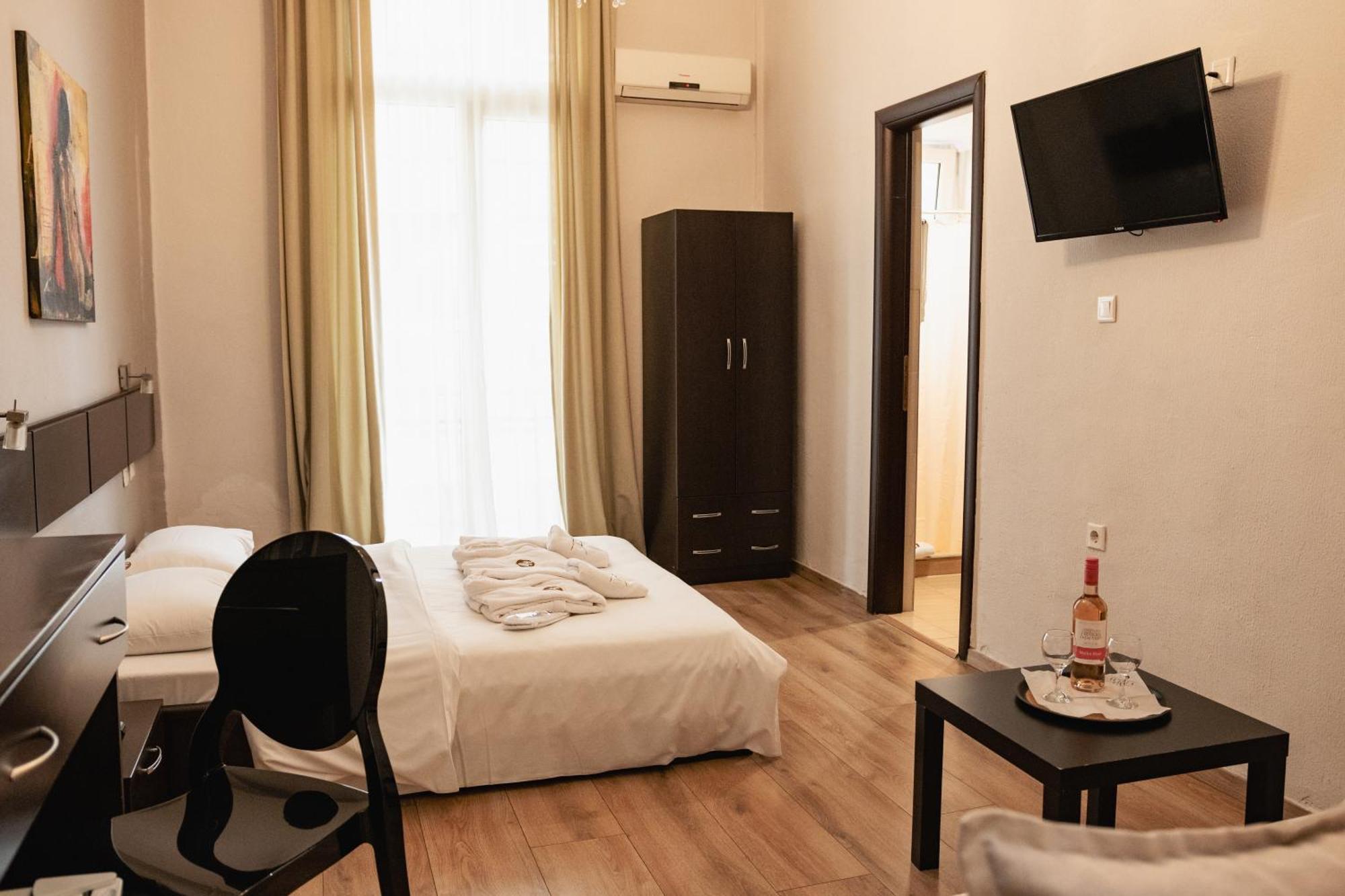Hotel Ilisia Szaloniki Kültér fotó